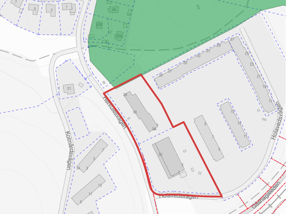 Bilden visar det angränsande ekologiskt särskilt värdefulla området (ESKO-område) i grön färg. Planområdets avgränsning markerat i rött.