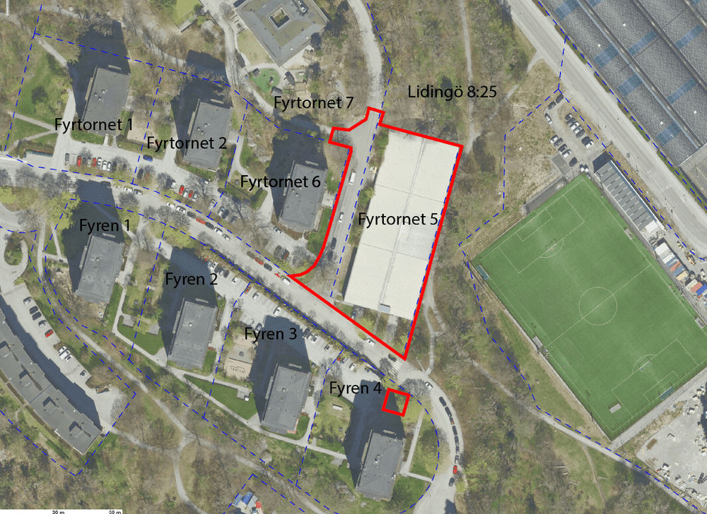 Planområdet markerad med röda linjer.