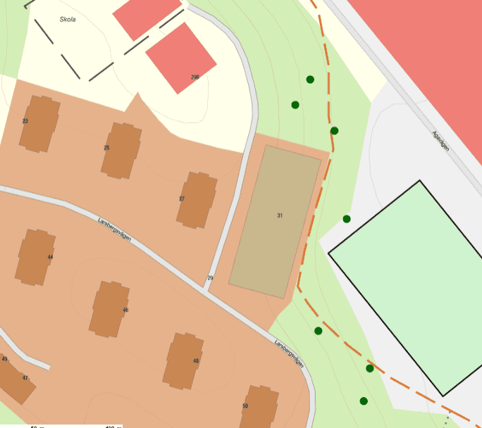 Särskilt skyddsvärda träd markerade med gröna punkter.